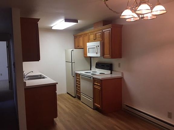 2nd image of 1012 N 8th St APT 3