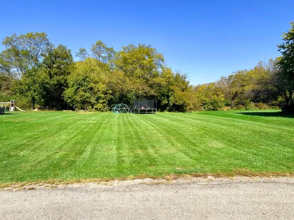 232 E Shay St, Connersville, IN 47331