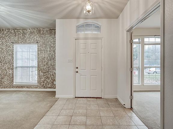 4th image of 2422 Timber Cove Dr