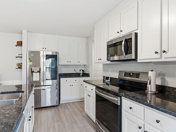 2nd image of 41 Hiwassee Point