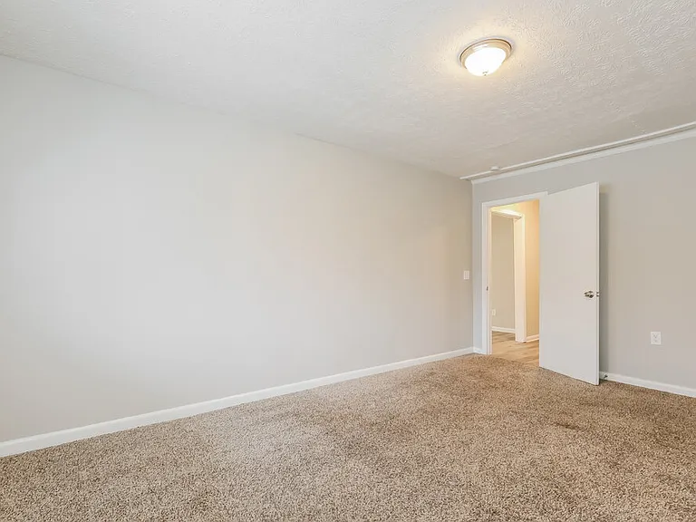 8721 W Bourne Dr — Photo 11
