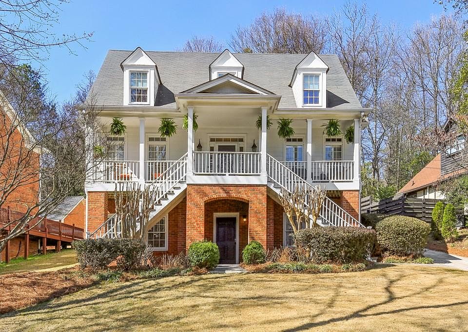 1st image of 2856 Shady Valley Dr NE