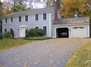 60 Oakwood Dr, Yarmouth, ME 04096