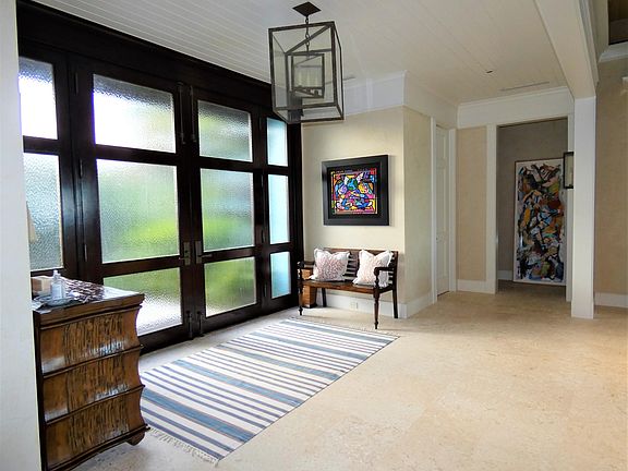 3rd image of 521 S Beach Rd