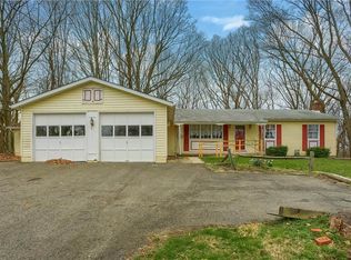 1926 Sohn Rd, Aliquippa, PA 15001