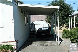 2nd image of 1925 E La Veta Ave Space 4