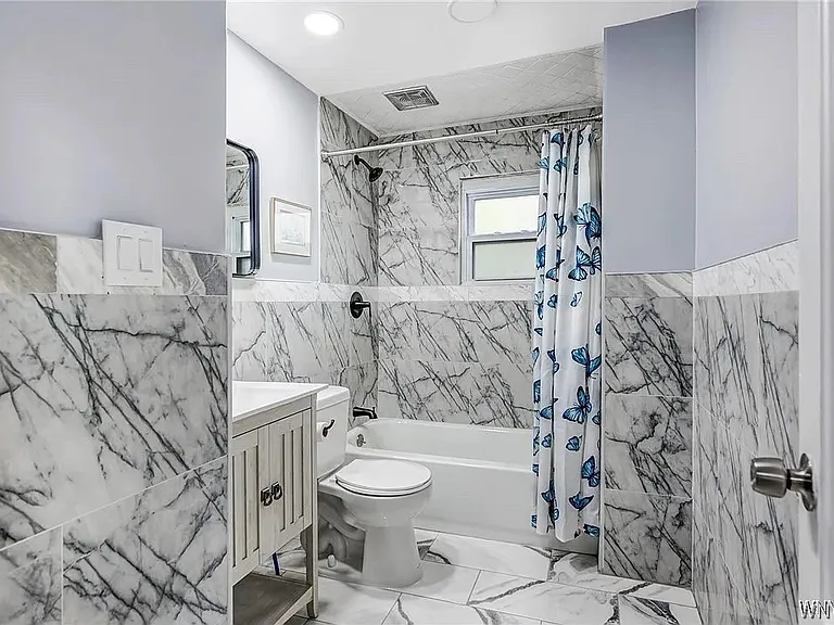 405 W Ferry St #LOWER — Photo 10