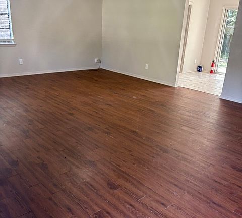 2nd image of 5743 Pheasant Ct