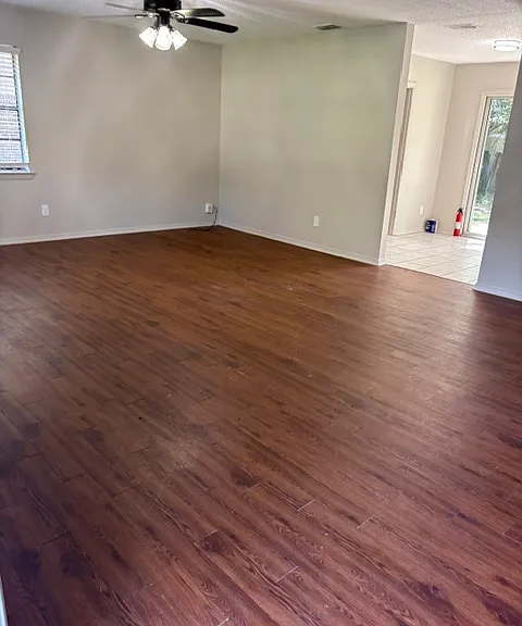 5743 Pheasant Ct — Photo 2