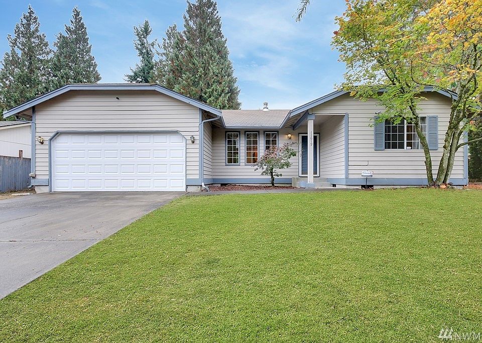 1st image of 11619 206th Avenue Ct E
