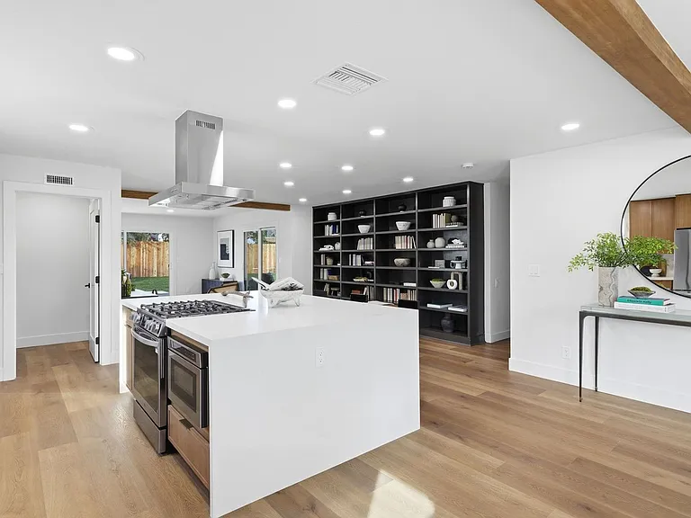 6655 Lederer Ave — Photo 13