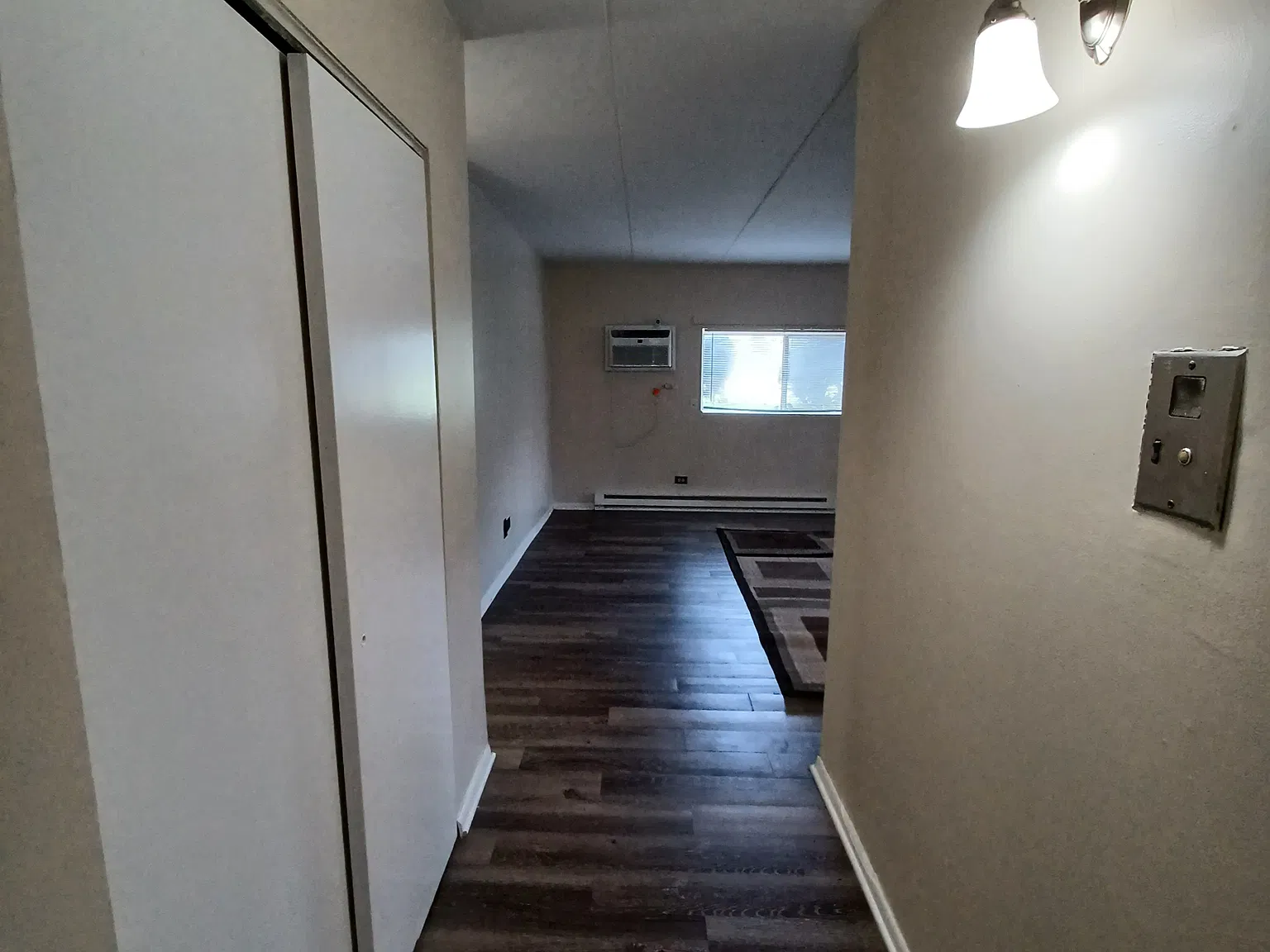 3703 James St — Photo 2