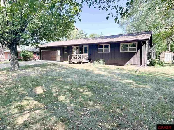 412 Creekview Ln, Arlington, MN 55307