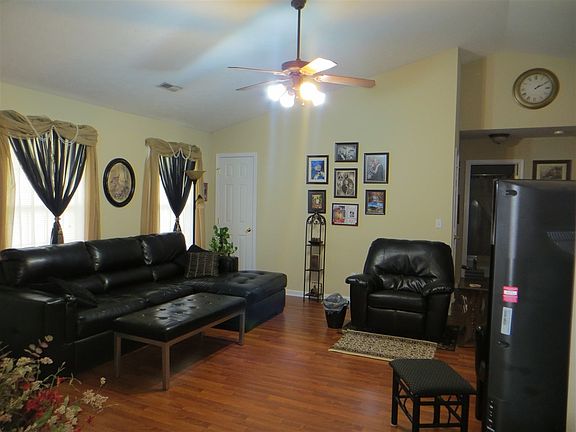 5th image of 1874 S Woodland Dr