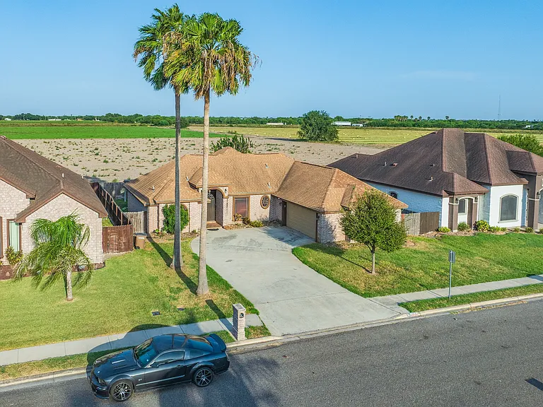 3818 Oregon Dr — Photo 15