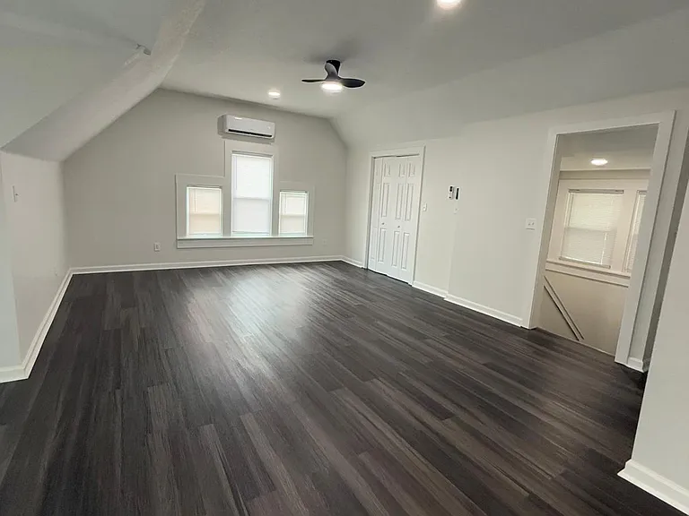4125 State Line Rd — Photo 22