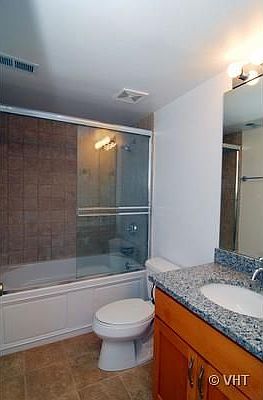 3rd image of 3217 W Bryn Mawr Ave APT 203