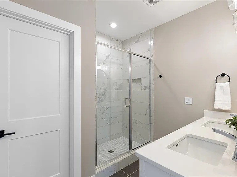 Tiled Shower with hand held