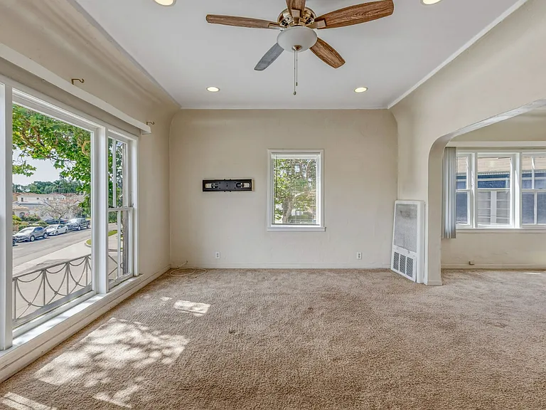 4103 1/2 Garthwaite Ave #1 — Photo 3