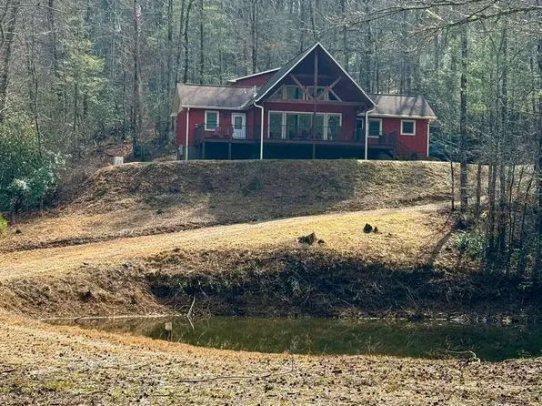 1365 Skylake Rd, Sautee Nacoochee, GA 30571