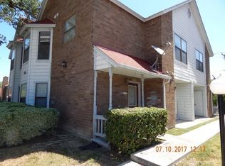 6326 Cambridge Dr APT 2, San Antonio, TX 78218