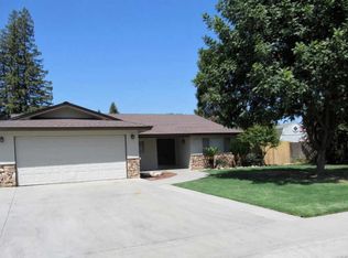 3212 W Hillsdale Ave, Visalia, CA 93291