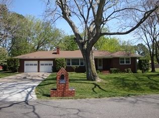 5100 Bellamy Manor Dr, Virginia Beach, VA 23464