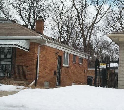2nd image of 11740 Patton St