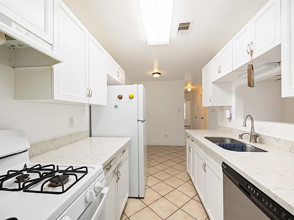 5th image of 5315 Cherie Crest Ct