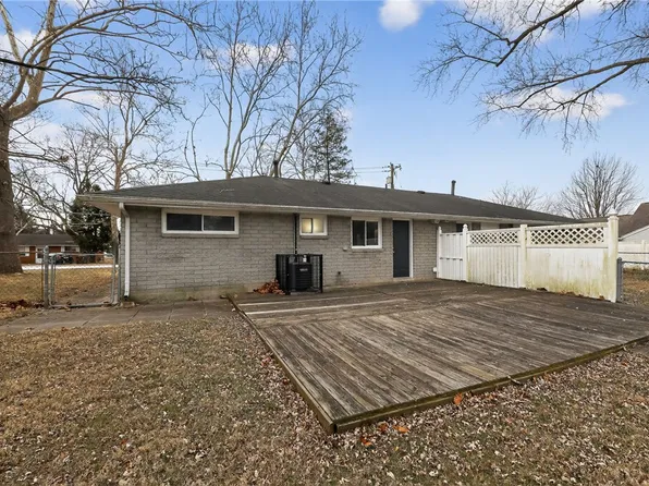 110 Elmwood Dr, Springboro, OH 45066