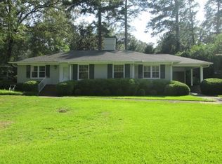 642 Brook Cir, Griffin, GA 30224