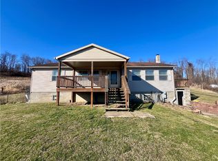150 Bobish Farm Rd, Mc Clellandtown, PA 15458