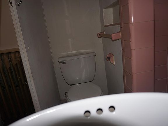 3rd image of 4600 Baltimore Ave #902-3