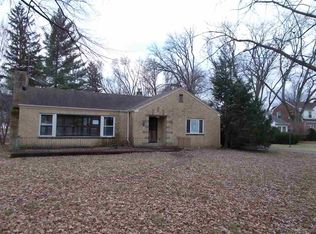 1330 Saint Joe River Dr, Fort Wayne, IN 46805