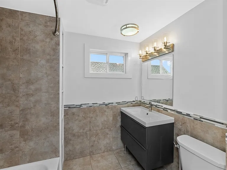 9 Kingman Rd #2 — Photo 14