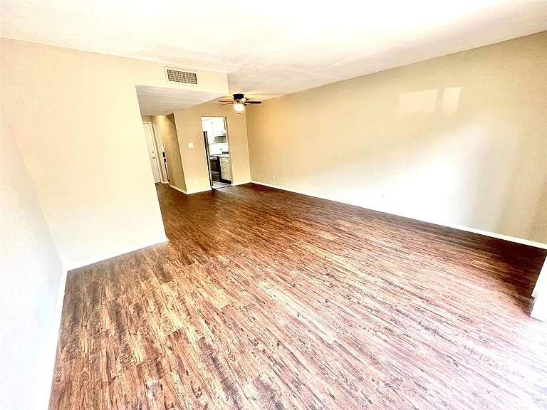 3813 Coates Cir — Photo 14