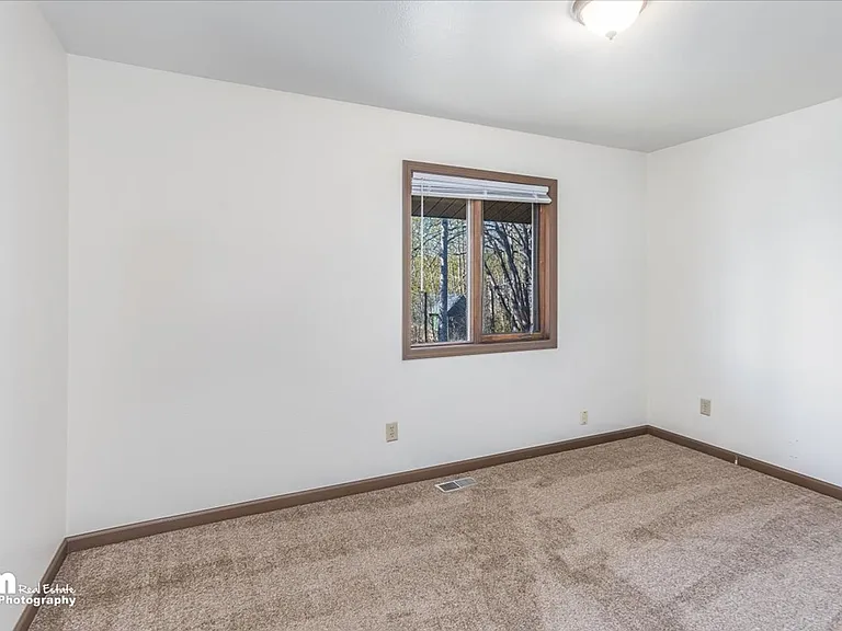 876 N Wesglenn Cir — Photo 13