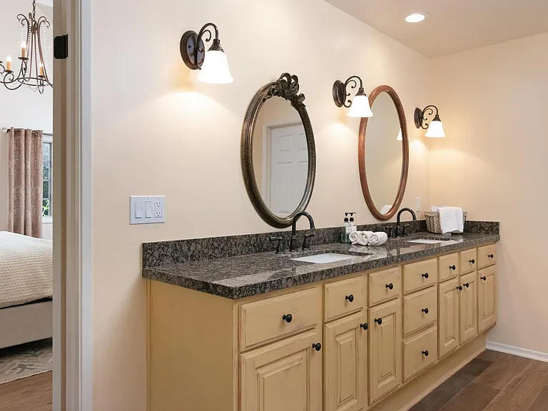 850 Cheltenham Rd — Photo 22