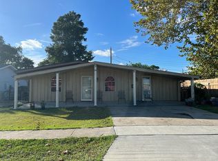 2141 Browning Ln, Gretna, LA 70056