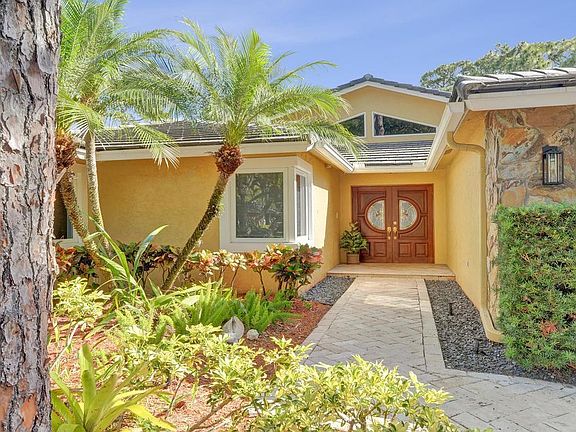 3rd image of 3630 NW 24th Avenue