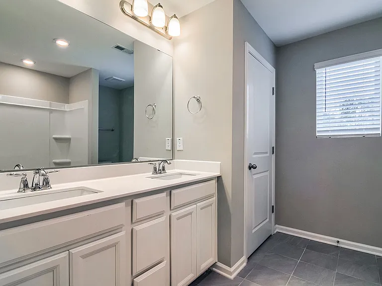 3917 Eccles Ln — Photo 17