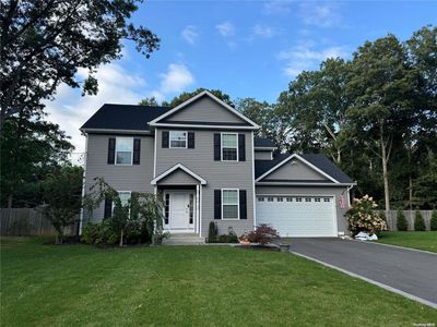 5 Conservation Circus, Ridge, NY, 11961