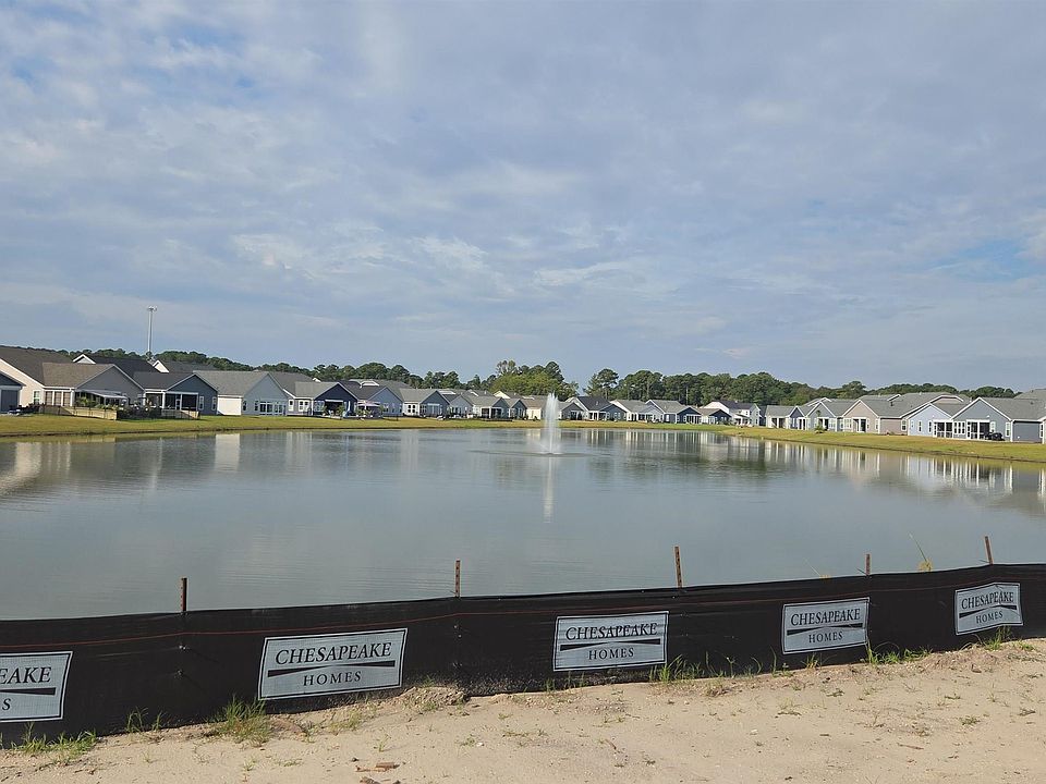2nd image of 1531 Breakwater Dr.