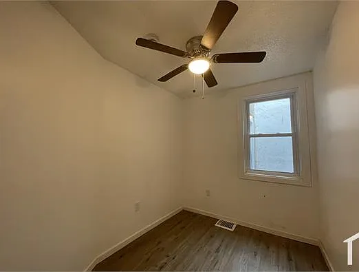2553 N Lee St — Photo 9