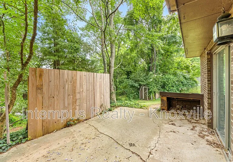 8738 Gleason Dr — Photo 19