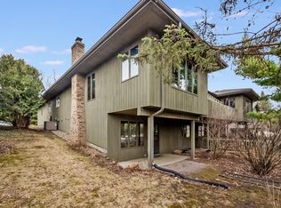614 Meldahl Ln, Northfield, MN 55057