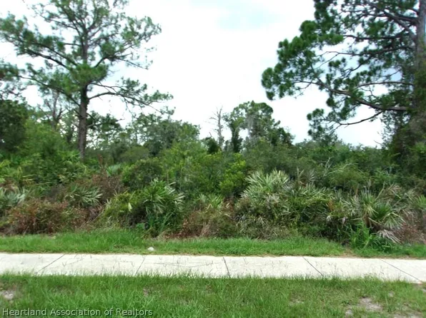 4609 Schumacher Rd, Sebring, FL 33872