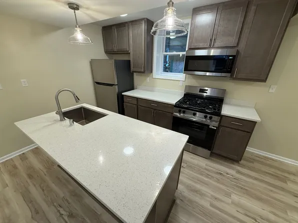 2537-39 N. Weil St., 2537-39 N Weil St #8a4c92d33, Milwaukee, WI 53212