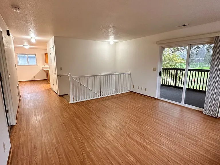 1877 W Fairway Dr — Photo 9