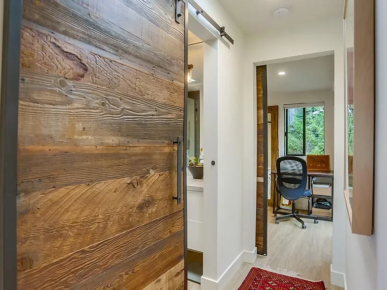 840 Hernandez St #B — Photo 10